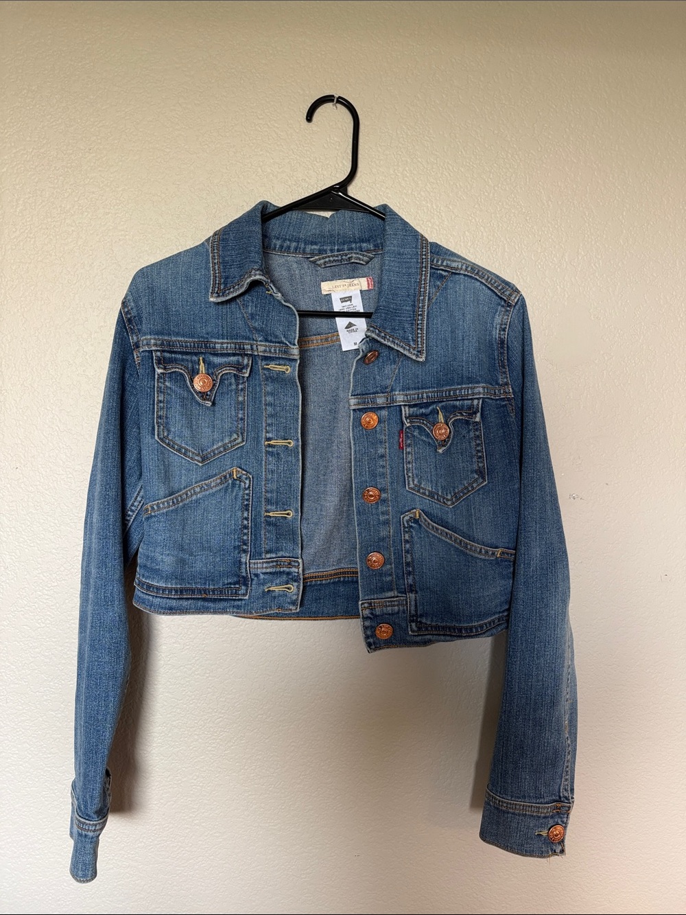 Levi's Women's Medium Blue Cropped Denim Jacket